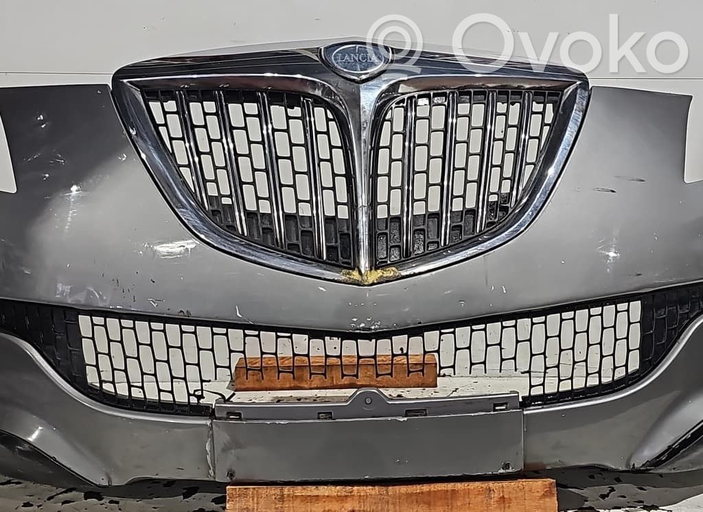 Lancia Delta III Priekinis bamperis 