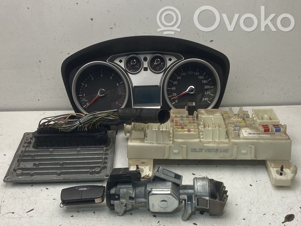 Ford Focus Kit cu ECU motor și set închidere uși