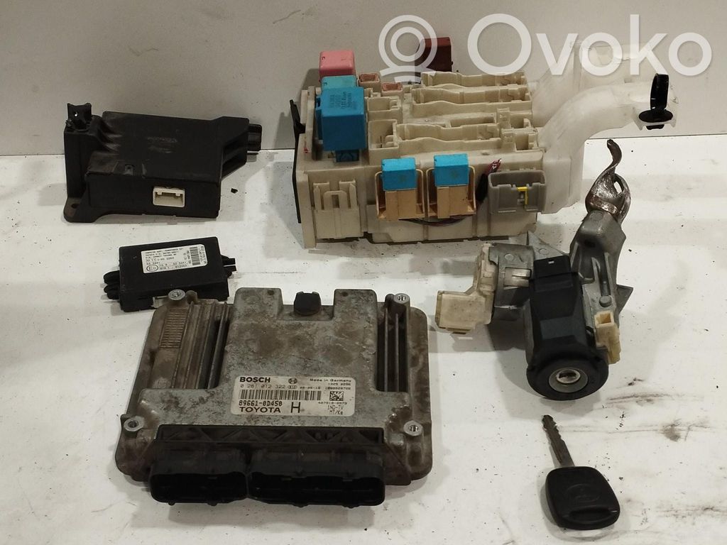 Toyota Yaris Kit centralina motore ECU e serratura