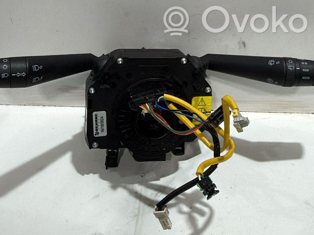 Fiat Punto Evo Bloc semnalizator și ștergător parbriz 