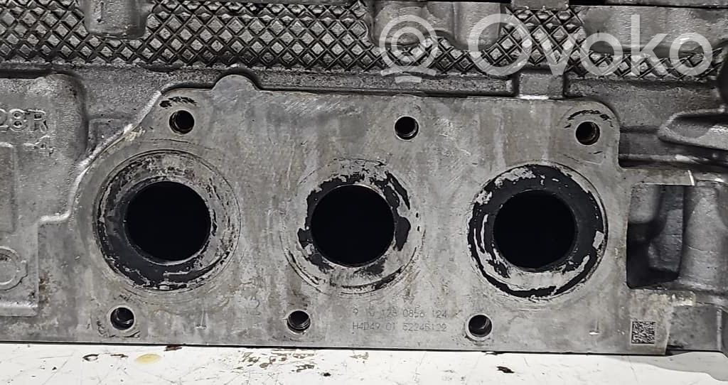 Engine head   6328R,6328R
