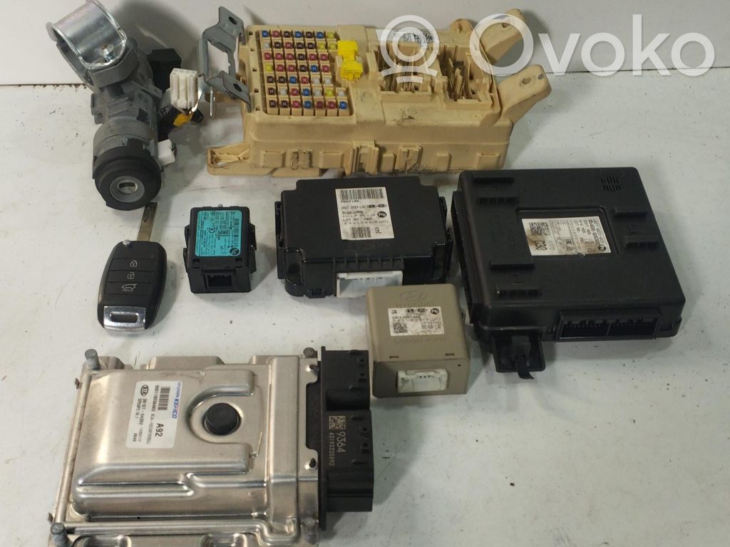 KIA Picanto Engine ECU kit and lock set 