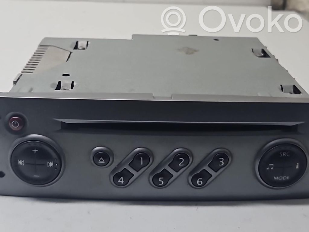 Renault Scenic I Radio/CD/DVD/GPS head unit 