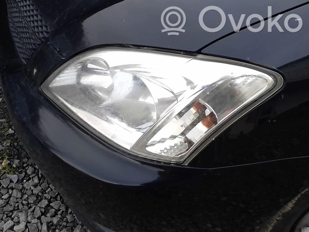 Toyota Corolla E120 E130 Priekinis žibintas 