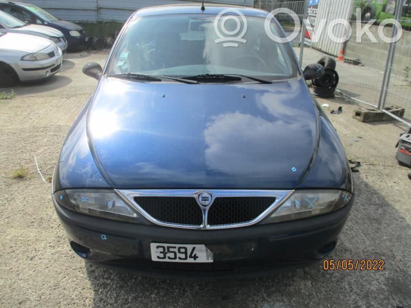 Lancia Ypsilon Parachoques delantero 