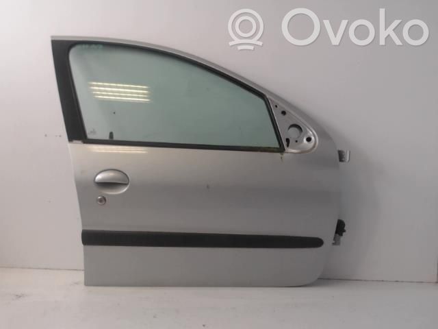 Puerta delantera   9004K5