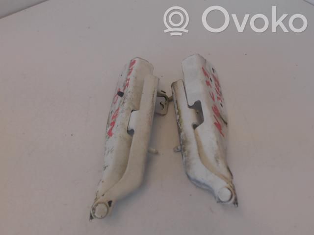 Citroen C3 Engine bonnet/hood hinges 