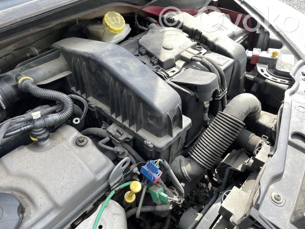 Peugeot 207 Air filter box 