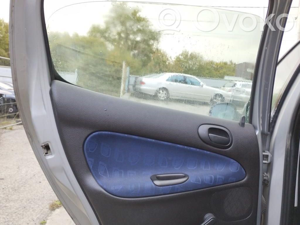 Peugeot 206 Manecilla interna puerta trasera 