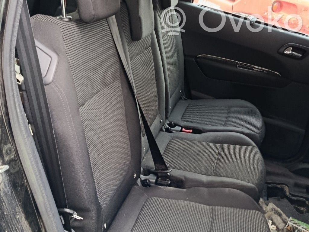 Peugeot 5008 Takaistuin 