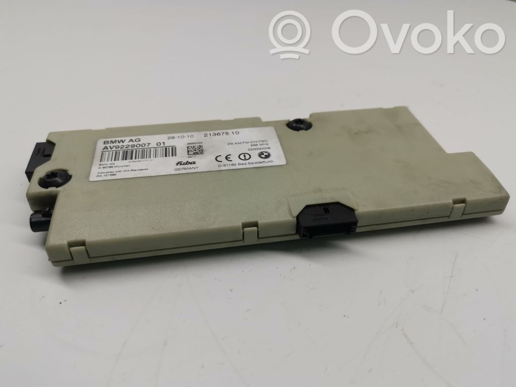 BMW 5 F10 F11 Aerial antenna amplifier 