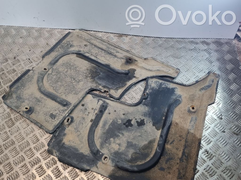 BMW 7 E65 E66 Couvre soubassement arrière 