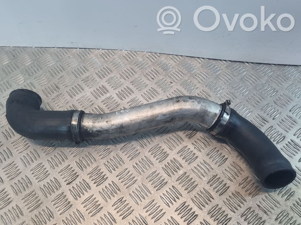 BMW 5 E39 Intercooler hose/pipe 