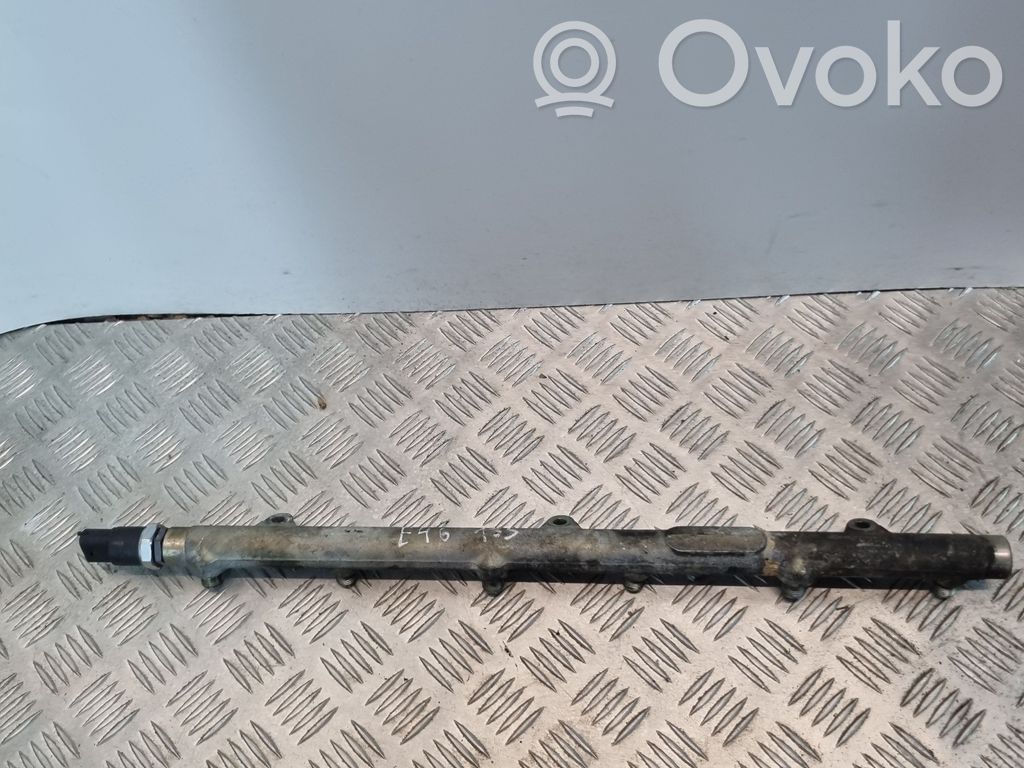 BMW 5 E39 Fuel main line pipe 