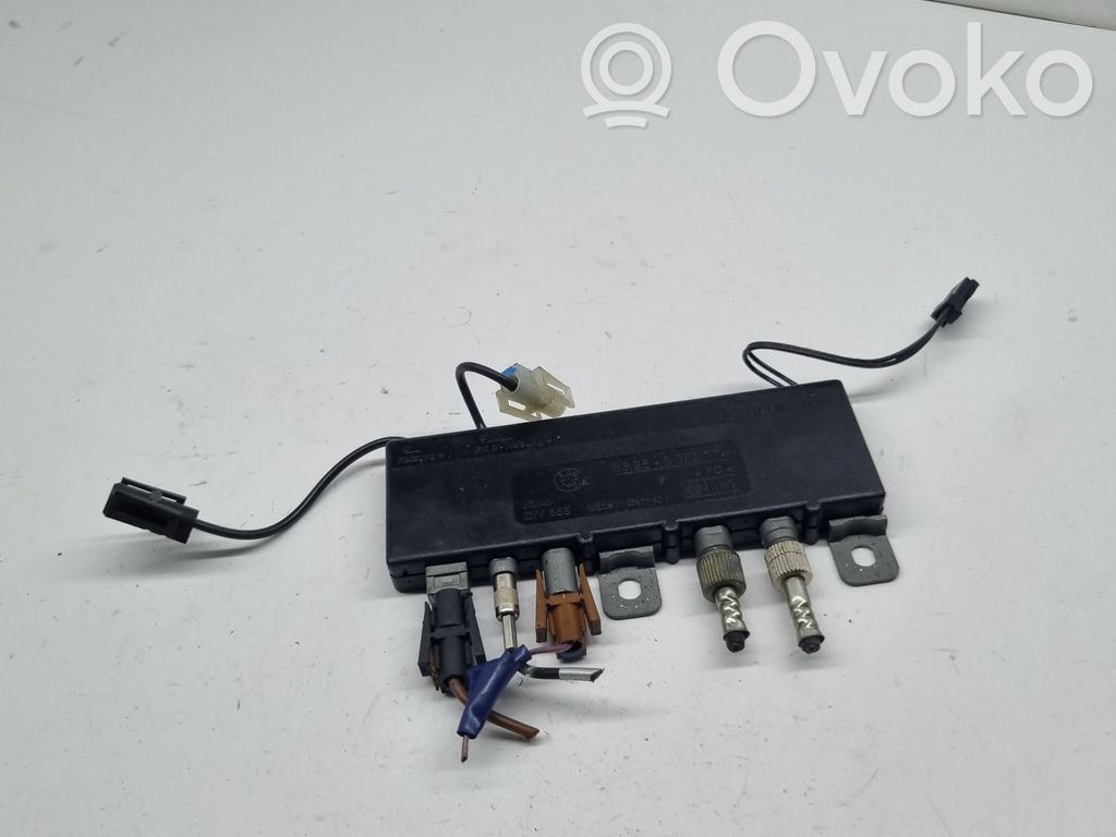 BMW 5 E39 Aerial antenna amplifier 