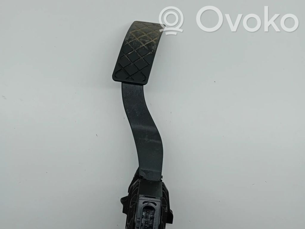 Seat Leon (5F) Kaasupoljin 