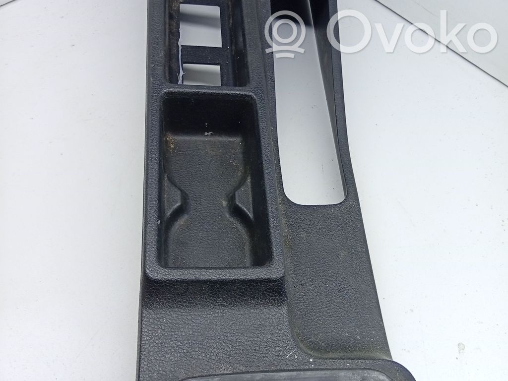Mittelkonsole   8146045