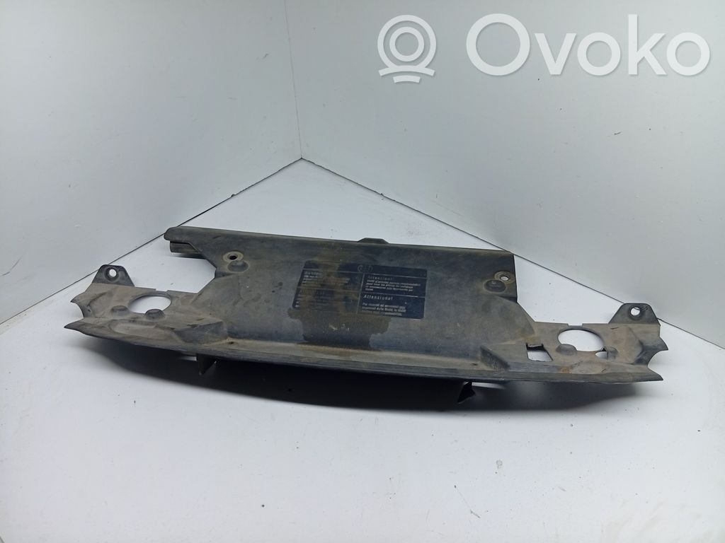 BMW 3 E36 Apdaila variklio dangčio spynos 