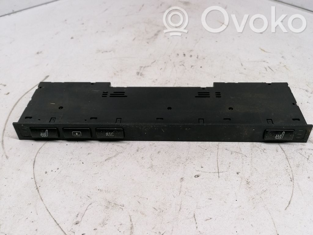 Seat heating switch   8373718
