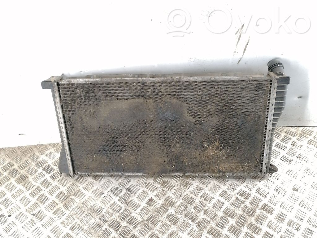 BMW 5 E39 Coolant radiator 