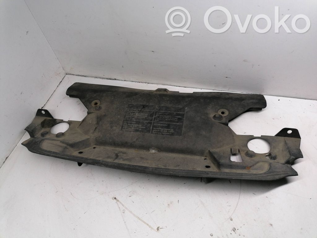 Other engine bay part   8119045