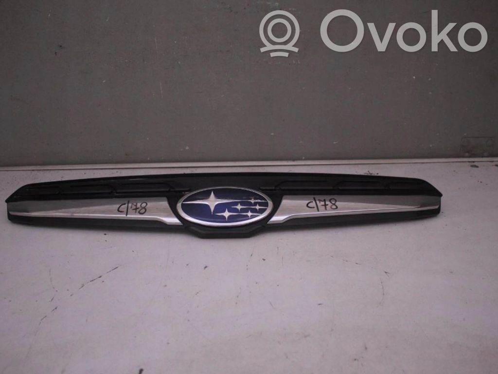 Subaru Forester SJ Maskownica / Grill / Atrapa górna chłodnicy 