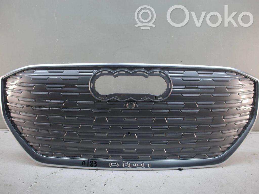 Audi Q4 Sportback e-tron Front bumper upper radiator grill 