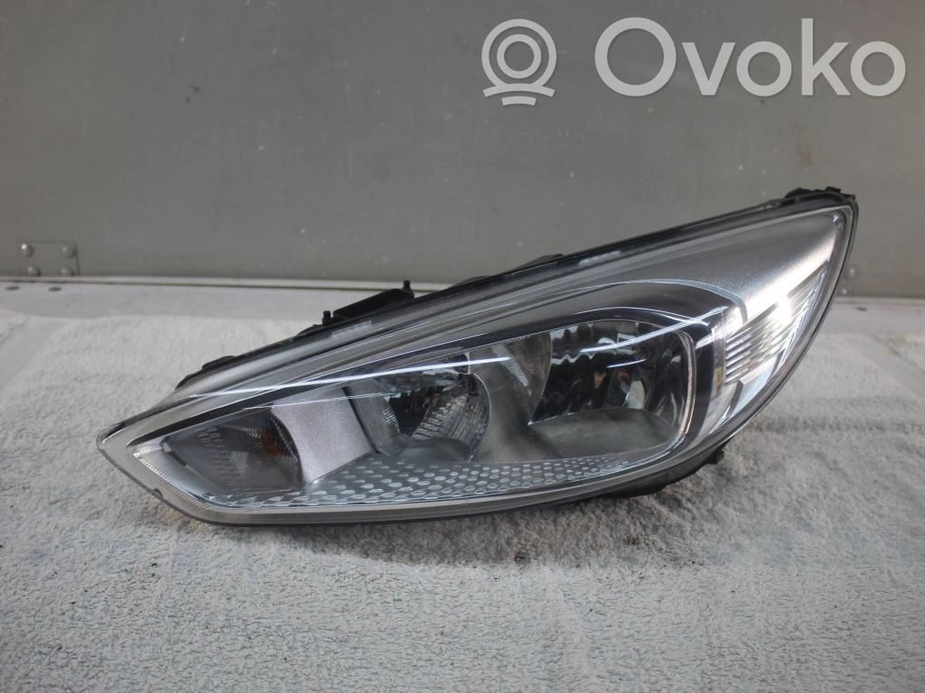 Ford Focus Scheinwerfer 