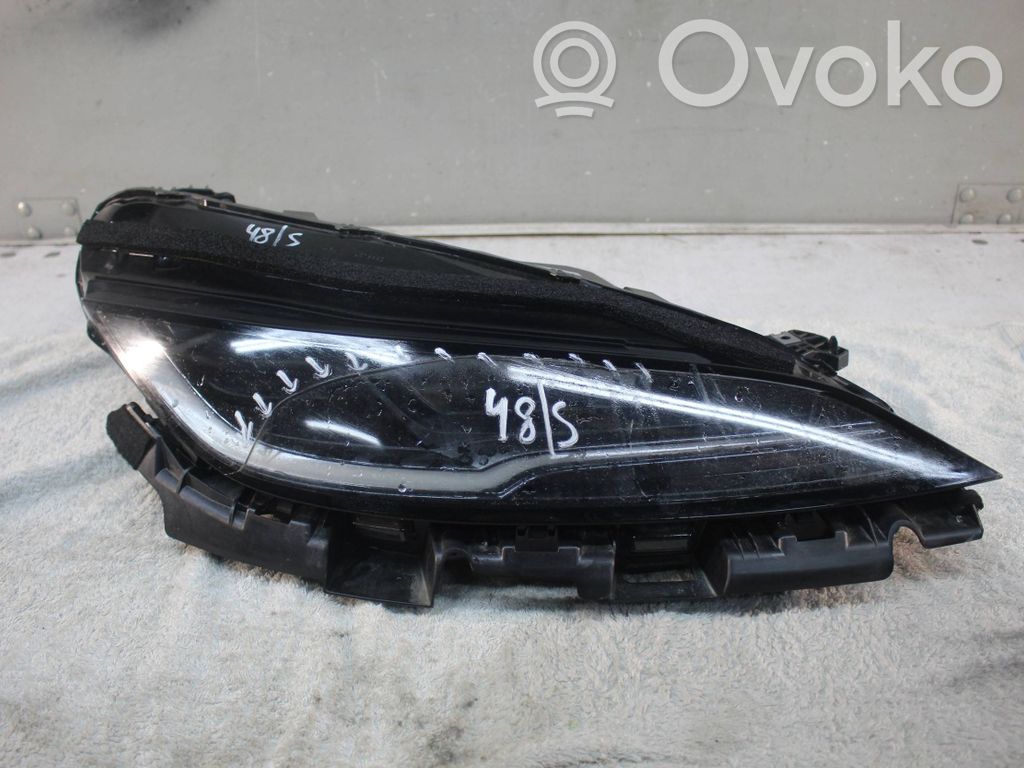 Headlight/headlamp   176088900E