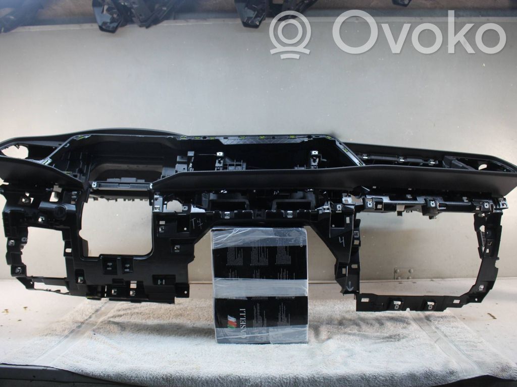 Volkswagen Transporter - Caravelle T7 Panel de instrumentos 