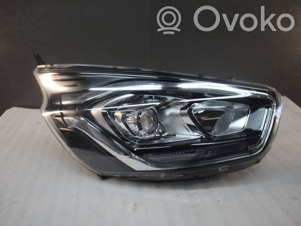 Ford Transit Custom Headlight/headlamp 