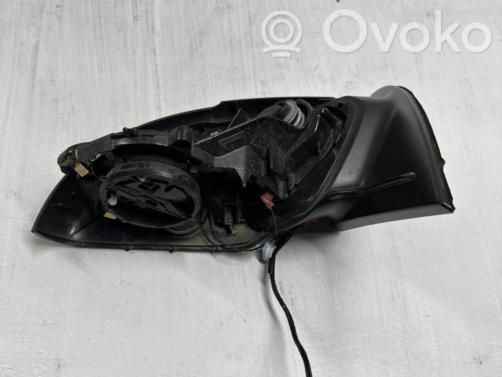 Audi Q7 4L Elektryczne lusterko boczne drzwi przednich 