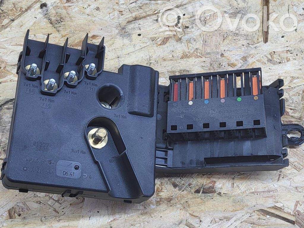 Mercedes-Benz E W211 Fuse module 