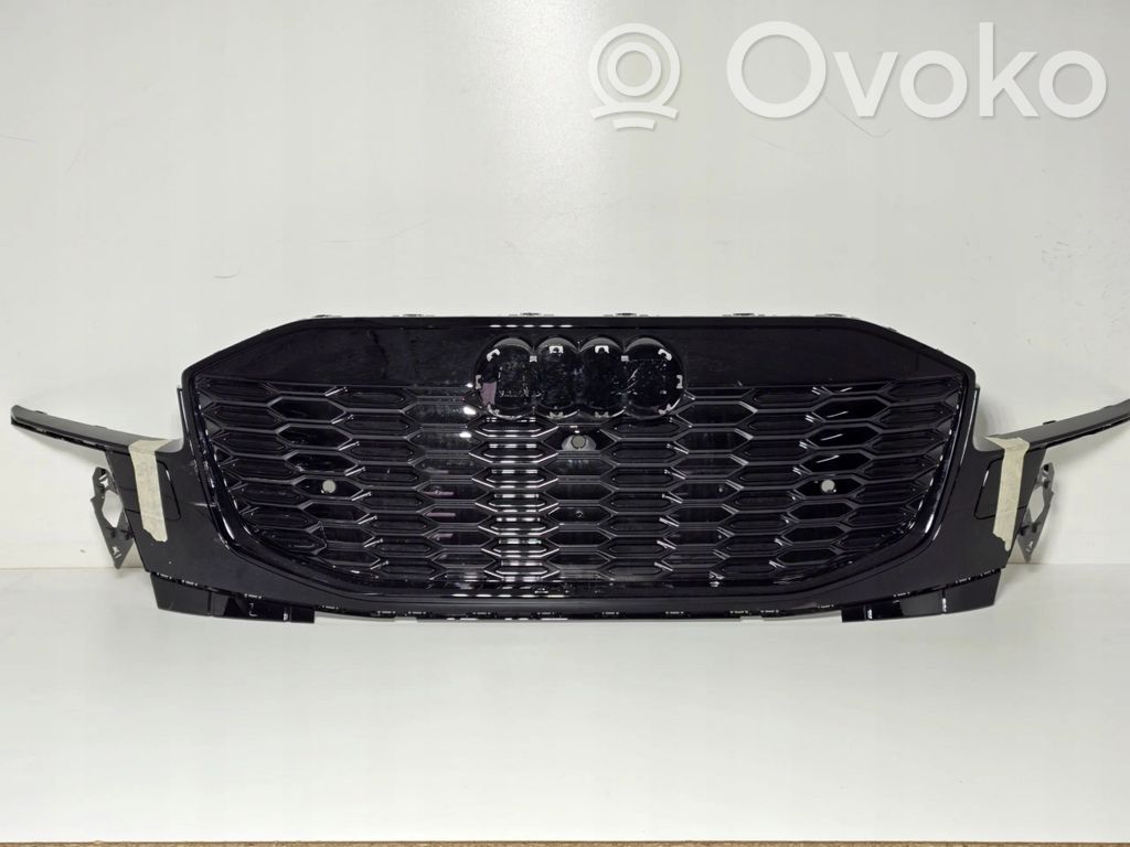 Audi Q6 e-tron Front bumper upper radiator grill 