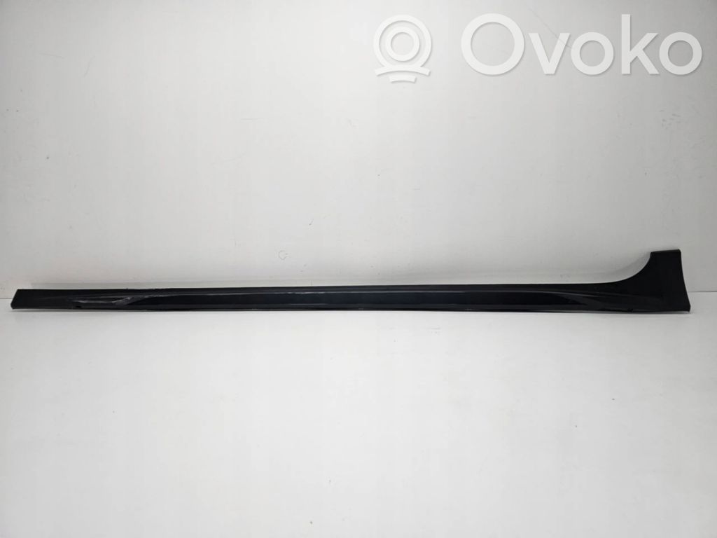 Audi A3 8Y Sill/side skirt trim 