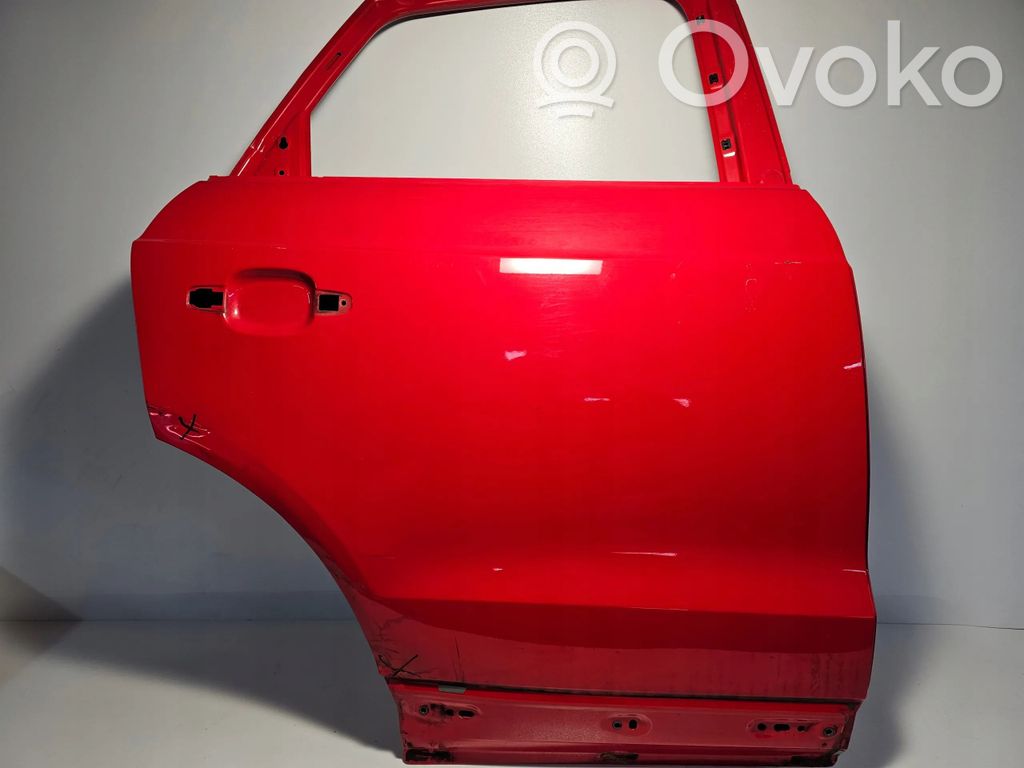 Puerta trasera   8U0833312