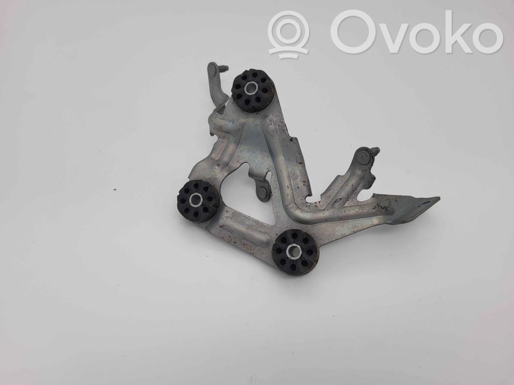 BMW 3 E92 E93 ABS pump bracket 
