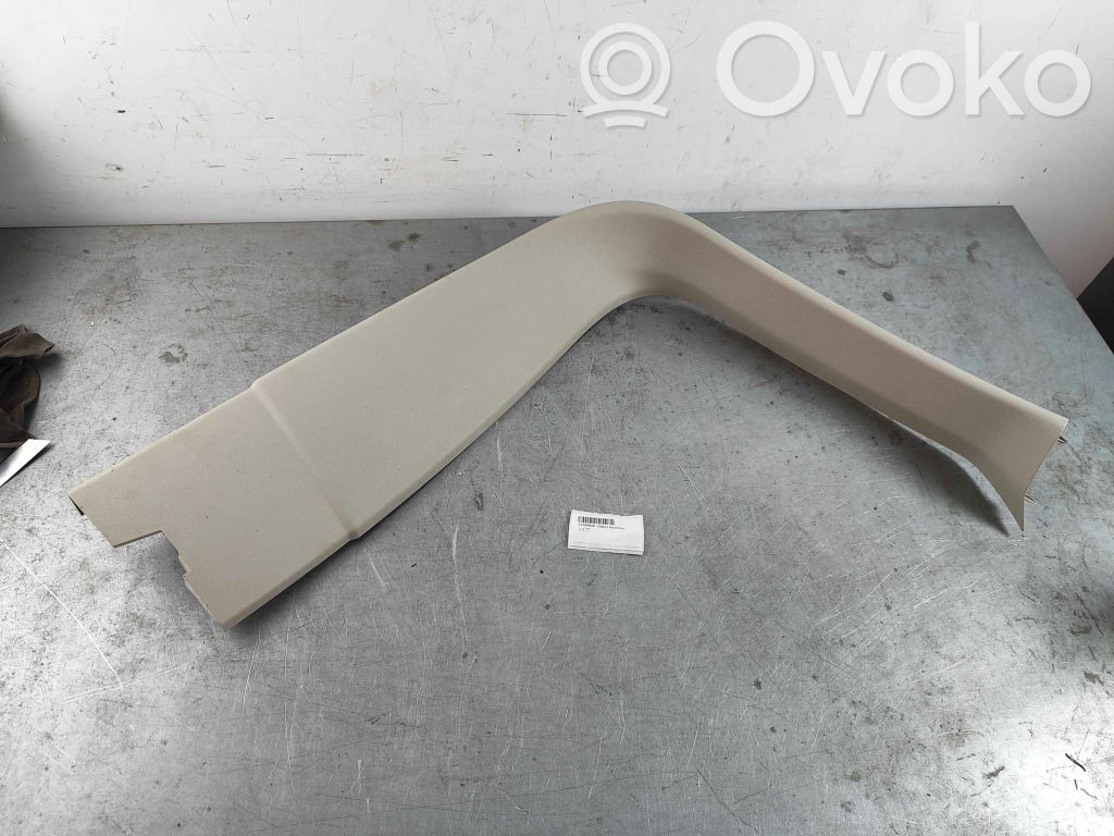 Volvo XC90 Tailgate trim 