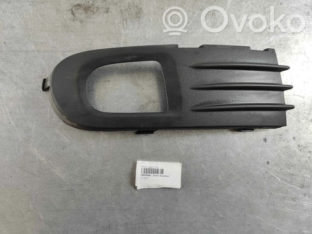Volvo V50 Etupuskurin alempi jäähdytinsäleikkö 