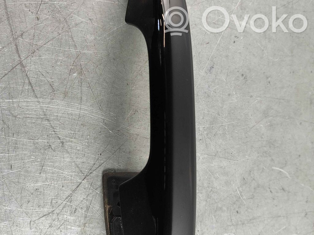 Volvo XC40 Manecilla externa puerta delantera 