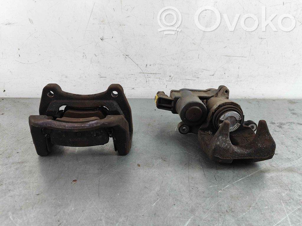 Volvo XC40 Takajarrusatula 