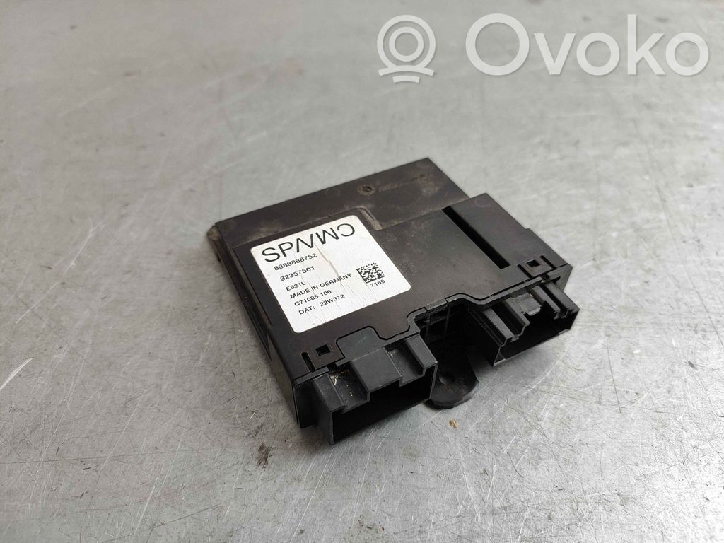 Volvo C40 Tailgate/trunk control unit/module 