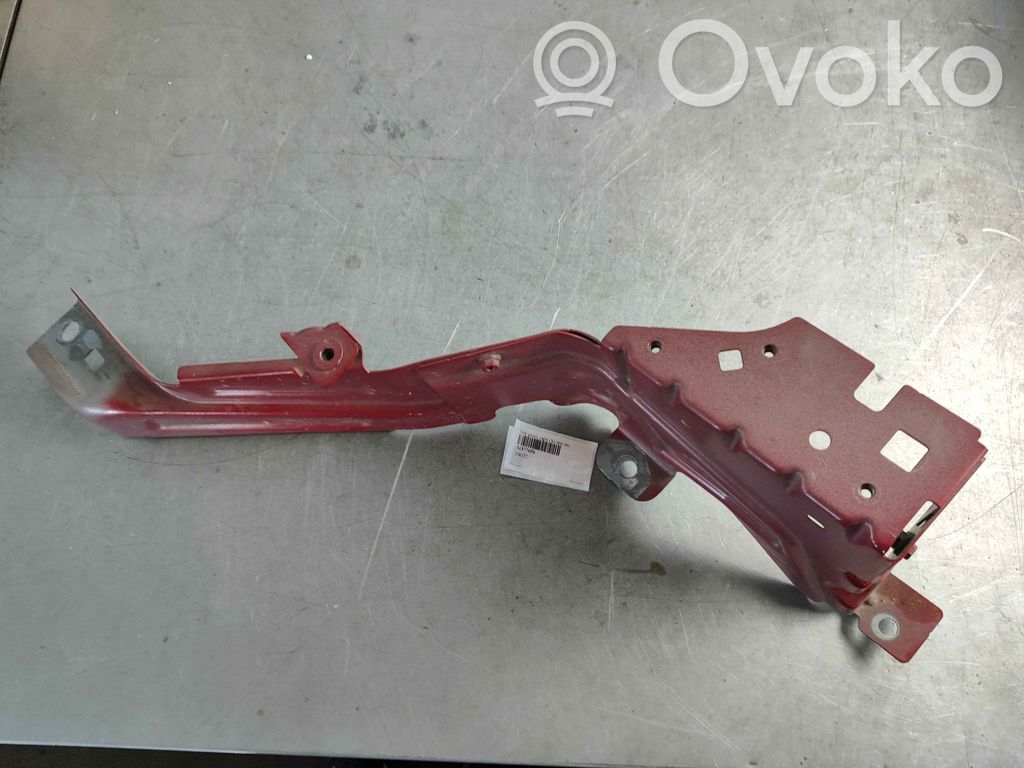 Volvo C40 Ylempi jäähdyttimen ylätuen suojapaneeli 