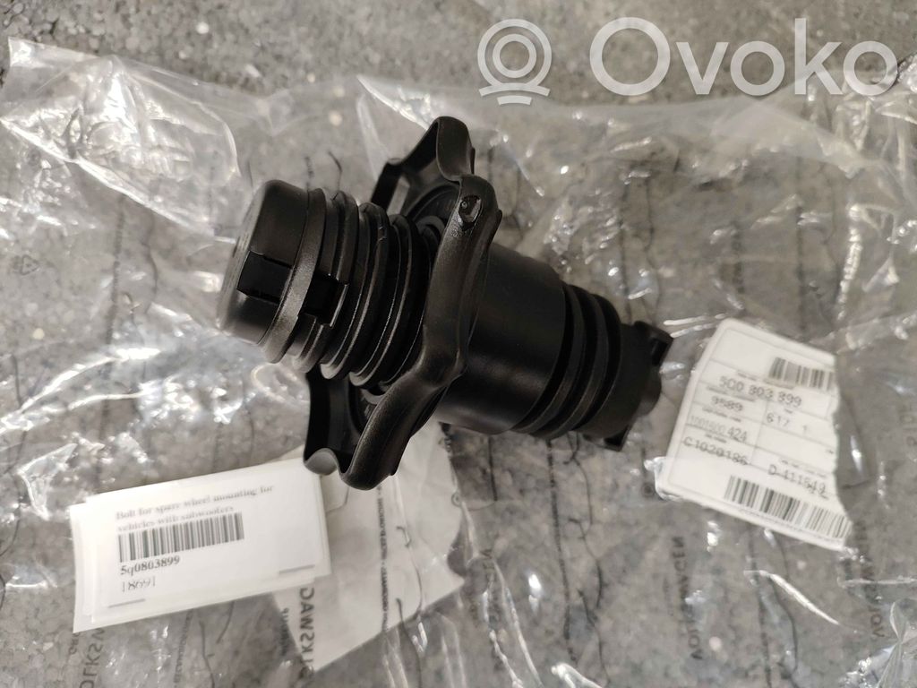 Tornillo de la rueda de repuesto   5Q0803899
