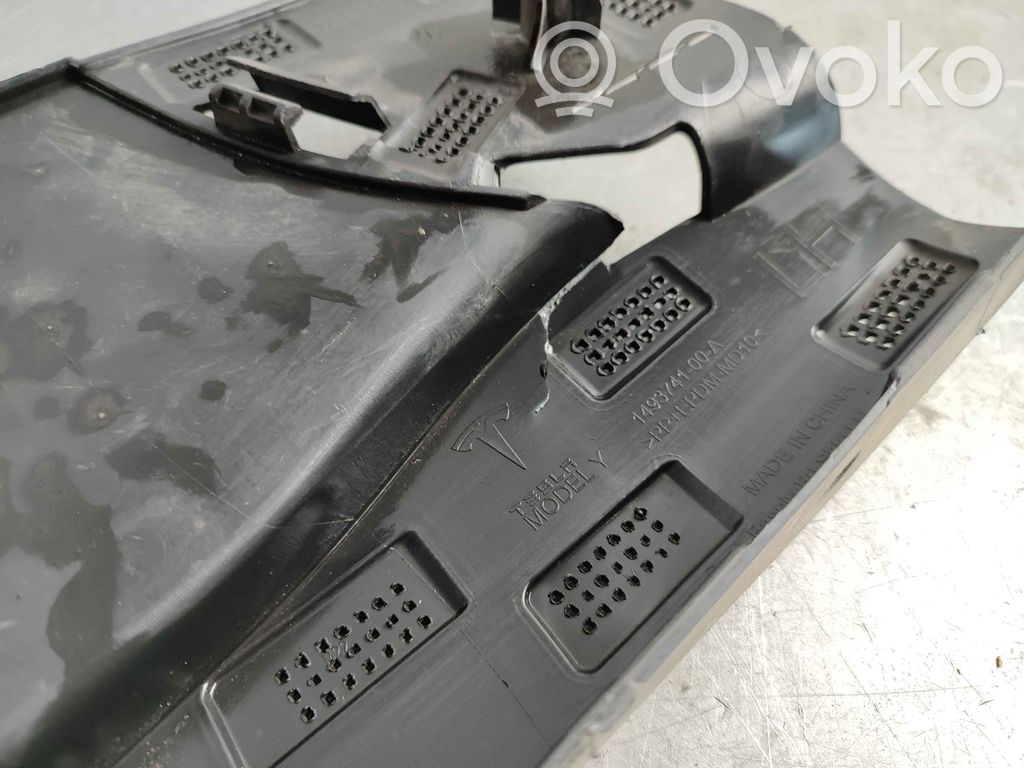 Tesla Model Y Front bumper mounting bracket 