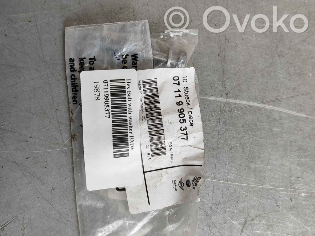 Mutterit/pultit   07119905377,07119903862,9905377