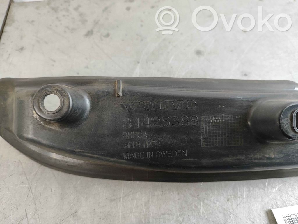Volvo XC60 Moldura del borde del guardabarros 