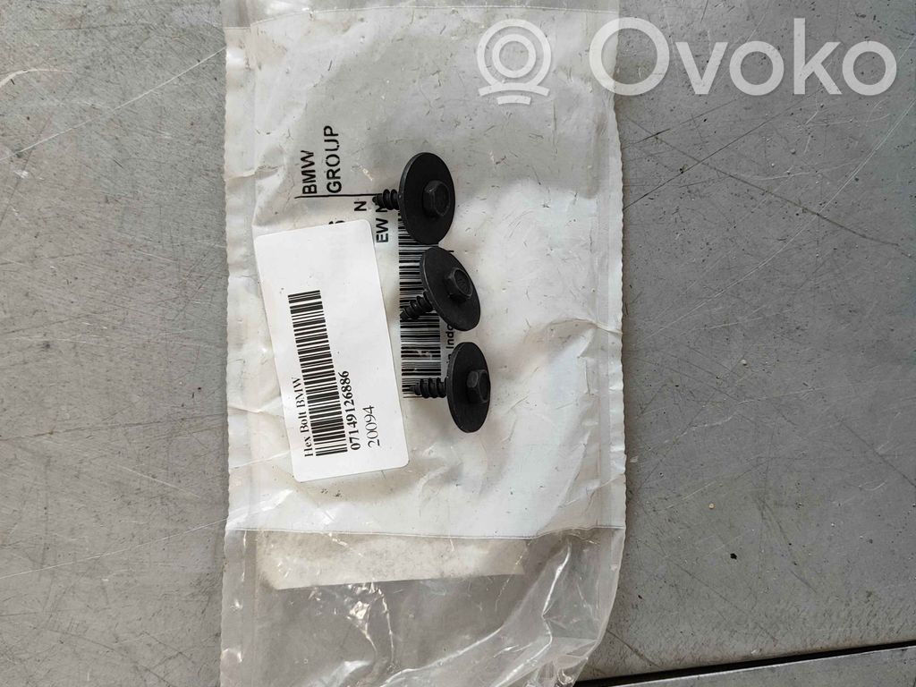 BMW X5 F15 Mutterit/pultit 