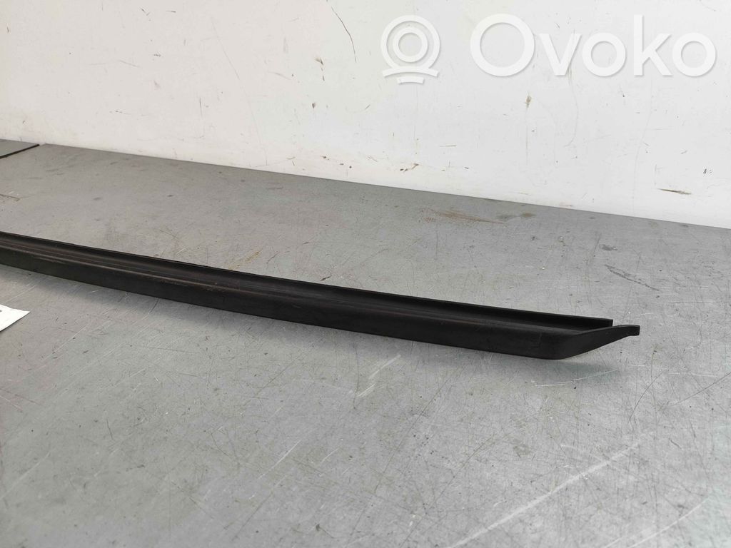 Audi A4 S4 B9 8W Windshield trim 