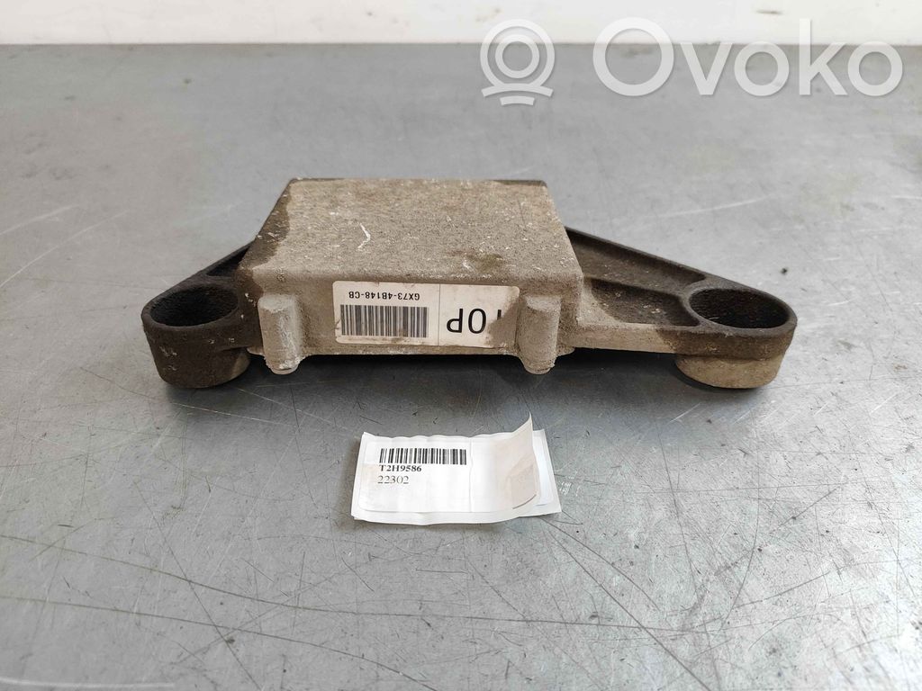 Jaguar XE Rear differential/diff mount bracket 